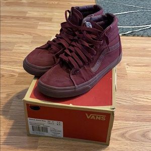 Maroon SK8-HI Vans